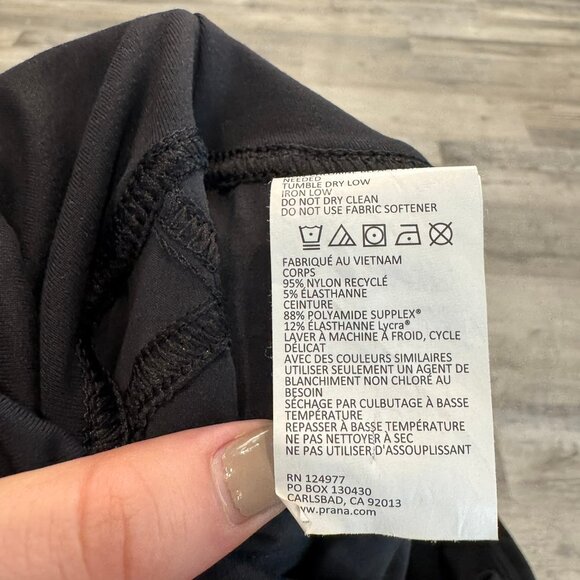 Prana black yoga waist lightweight cropped pants size small C30 - Picture 4 of 6